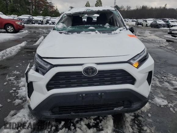 2024 Toyota RAV4 XLE with VIN 2T3P1RFV6RC394956, listed as a Copart auction lot 83680814 with 14,225 mi miles and Salvage Title. Bid and sale history available at DreamBid. Image 5.