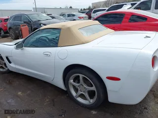 2000 Chevrolet Corvette with VIN 1G1YY32G5Y5129804, listed as a IAAI auction lot 41636683 with 86,205 mi miles. Bid and sale history available at carsss.com. Image 14.