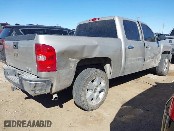 2009 Chevrolet Silverado 1500 LT with VIN 3GCEC23099G252407, listed as a IAAI auction lot 41754180 with 188,319 mi miles. Bid and sale history available at carsss.com. Image 4.
