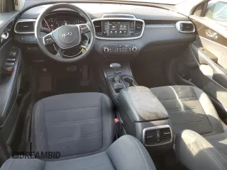 2020 Kia Sorento L with VIN 5XYPG4A31LG666728, listed as a Copart auction lot 43814835 with 118,556 mi miles and Clean Title. Bid and sale history available at DreamBid. Image 8.