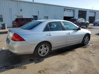 2006 Honda Accord LX SE z VIN 1HGCM55336A121367, wystawiony jako Copart lot #53382145 z przebiegiem 271 736 mil mil oraz Szkoda całkowita • Salvage title. Historia ofert i sprzedaży dostępna na DreamBid. Obrazek 3.