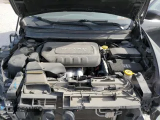 2018 Jeep Cherokee Latitude Tech Connect z VIN 1C4PJLCB8JD537025, wystawiony jako Copart lot #56568695 z przebiegiem 149 071 mil mil oraz Szkoda całkowita • Salvage title. Historia ofert i sprzedaży dostępna na DreamBid. Obrazek 12.