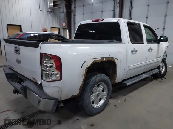 2009 Chevrolet Silverado 1500 LT with VIN 3GCEK23MX9G276690, listed as a IAAI auction lot 41566596 with 184,383 mi miles and . Bid and sale history available at DreamBid. Image 4.