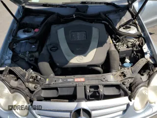 2008 Mercedes-Benz CLK 350 z VIN WDBTK56F28T099509, wystawiony jako Copart lot #56061245 z przebiegiem 121 079 mil mil oraz Czysty tytuł • Clean title. Historia ofert i sprzedaży dostępna na DreamBid. Obrazek 11.