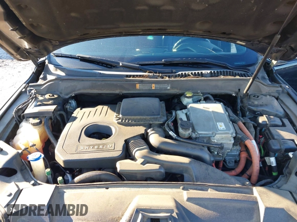 2017 Lincoln MKZ Hybrid Premiere with VIN 3LN6L5KU4HR614104, listed as a IAAI auction lot 41596582 with 188,969 mi miles. Bid and sale history available at carsss.com. Image 10.