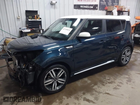 2018 Kia Soul + with VIN KNDJP3A54J7615526, listed as a IAAI auction lot 41745034 with 58,460 mi miles. Bid and sale history available at carsss.com. Image 2.