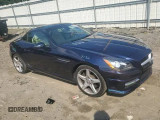 2012 Mercedes-Benz SLK-Class SLK 250 with VIN WDDPK4HA0CF037649, listed as a Copart auction lot 69355734 with 23,606 mi miles and Salvage Title. Bid and sale history available at carsss.com. Image 4.