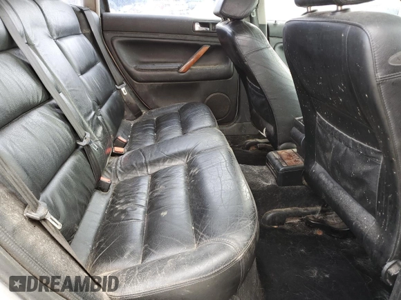 2000 Volkswagen Passat z VIN WVWRH23B6YE274455, wystawiony jako Copart lot #81634704 z przebiegiem 154 076 mil mil oraz Czysty tytuł • Clean title. Historia ofert i sprzedaży dostępna na DreamBid. Obrazek 11.