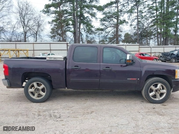 2008 Chevrolet Silverado 1500 LTZ with VIN 2GCEC13Y281121522, listed as a IAAI auction lot 41636172 with 274,769 mi miles. Bid and sale history available at carsss.com. Image 13.