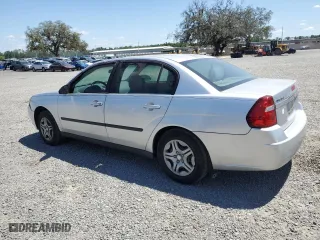 2005 Chevrolet Malibu with VIN 1G1ZS52F55F274758, listed as a Copart auction lot 53556275 with 136,849 mi miles and Salvage Title. Bid and sale history available at carsss.com. Image 2.