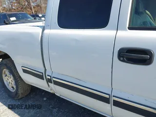 2002 Chevrolet Silverado 1500 LT with VIN 2GCEK19T321373124, listed as a IAAI auction lot 41502812 with 161,773 mi miles. Bid and sale history available at carsss.com. Image 13.