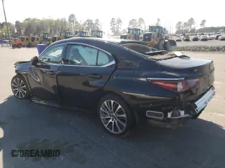 2019 Lexus ES 350 with VIN 58ABZ1B17KU013323, listed as a Copart auction lot 50030205 with 82,549 mi miles and Salvage Title. Bid and sale history available at DreamBid. Image 2.