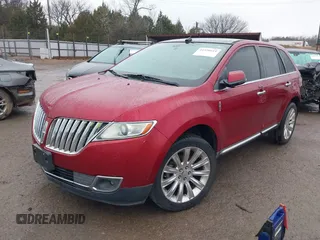 2014 Lincoln MKX with VIN 2LMDJ6JK3EBL09582, listed as a IAAI auction lot 41520611 with 157,022 mi miles. Bid and sale history available at carsss.com. Image 2.