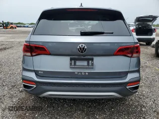 2024 Volkswagen Taos SE z VIN 3VVSX7B24RM131777, wystawiony jako Copart lot #59668105 z przebiegiem 11 100 mil mil oraz Nie do naprawy • Non repairable. Historia ofert i sprzedaży dostępna na DreamBid. Obrazek 6.
