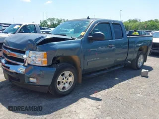 2011 Chevrolet Silverado 1500 LT with VIN 1GCRCSE05BZ202981, listed as a IAAI auction lot 42136318 with 106,277 mi miles and . Bid and sale history available at DreamBid. Image 16.