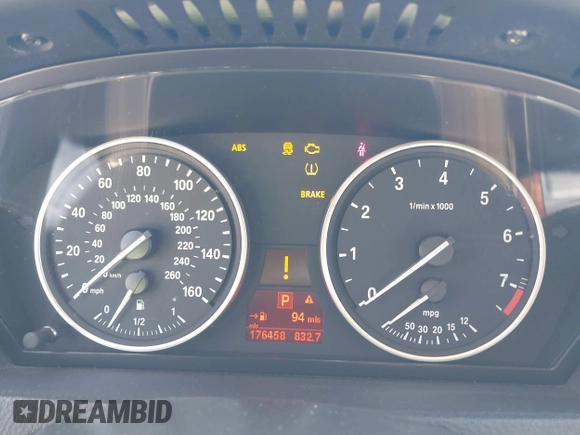 2011 BMW X5 35i z VIN 5UXZV4C57BL415565, wystawiony jako IAAI lot #41864490 z przebiegiem 176 458 mil mil oraz . Historia ofert i sprzedaży dostępna na DreamBid. Obrazek 7.