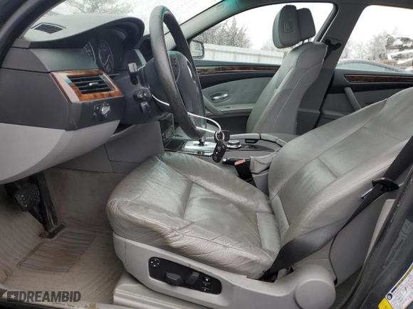 2008 BMW 5 Series 528xi with VIN WBANV13578CZ50738, listed as a Copart auction lot 43023835 with 219,580 mi miles and Salvage Title. Bid and sale history available at carsss.com. Image 7.