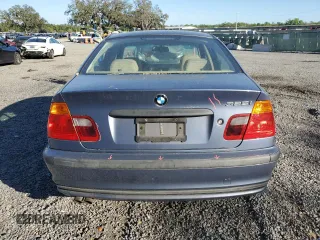 2001 BMW 3 Series 325i with VIN WBAAV33471FU90843, listed as a Copart auction lot 48934835 with 134,146 mi miles and Salvage Title. Bid and sale history available at carsss.com. Image 6.