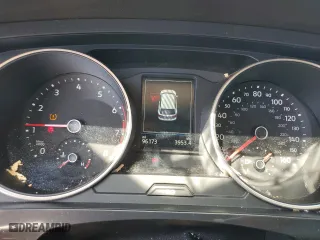 2018 Volkswagen Tiguan SEL with VIN 3VV3B7AX0JM020325, listed as a Copart auction lot 50319745 with 96,173 mi miles and Salvage Title. Bid and sale history available at carsss.com. Image 9.