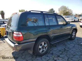 2003 Toyota Land Cruiser with VIN JTEHT05J532047573, listed as a Copart auction lot 44815705 with 231,288 mi miles and Clean Title. Bid and sale history available at carsss.com. Image 3.