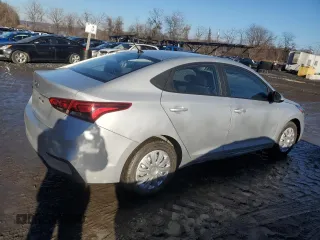 2018 Hyundai Accent SEL with VIN 3KPC24A31JE015459, listed as a Copart auction lot 85662274 with 131,409 mi miles and Clean Title. Bid and sale history available at carsss.com. Image 3.