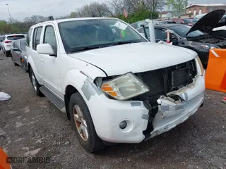 2012 Nissan Pathfinder SV with VIN 5N1AR1NN4CC607893, listed as a IAAI auction lot 41942452 with 200,937 mi miles. Bid and sale history available at carsss.com. Image 1.