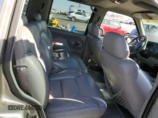 1999 GMC Yukon with VIN 1GKEC13R9XJ704929, listed as a Copart auction lot 89097295 with 87,478 mi miles and Salvage Title. Bid and sale history available at carsss.com. Image 11.