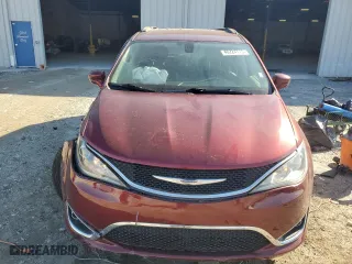 2017 Chrysler Pacifica Touring-L with VIN 2C4RC1BG5HR785101, listed as a Copart auction lot 46224715 with 95,839 mi miles and Salvage Title. Bid and sale history available at carsss.com. Image 5.