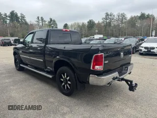 2016 Ram 1500 Laramie z VIN 1C6RR7VM9GS143262, wystawiony jako Copart lot #55879855 z przebiegiem 159 920 mil mil oraz Czysty tytuł • Clean title. Historia ofert i sprzedaży dostępna na DreamBid. Obrazek 3.