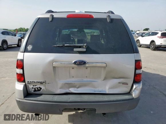 2006 Ford Explorer XLT z VIN 1FMEU73E56UB44893, wystawiony jako Copart lot #56674475 z przebiegiem 167 351 mil mil oraz Szkoda całkowita • Salvage title. Historia ofert i sprzedaży dostępna na DreamBid. Obrazek 6.