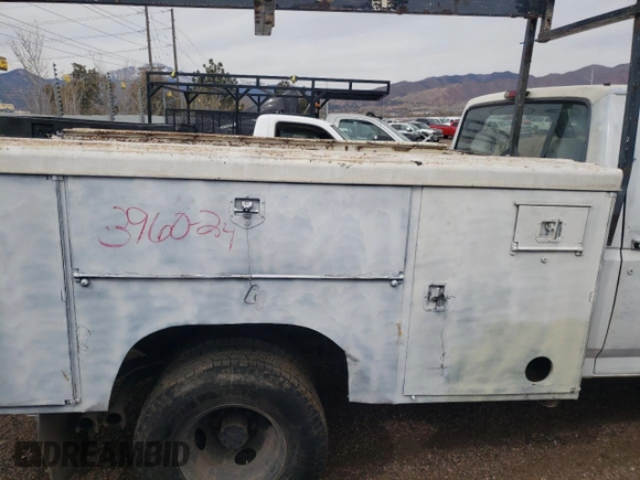 1997 Ford F-350 with VIN 1FDKF38G8VEB54732, listed as a Copart auction lot 50266795 with Not Provided miles and Salvage Title. Bid and sale history available at DreamBid. Image 11.
