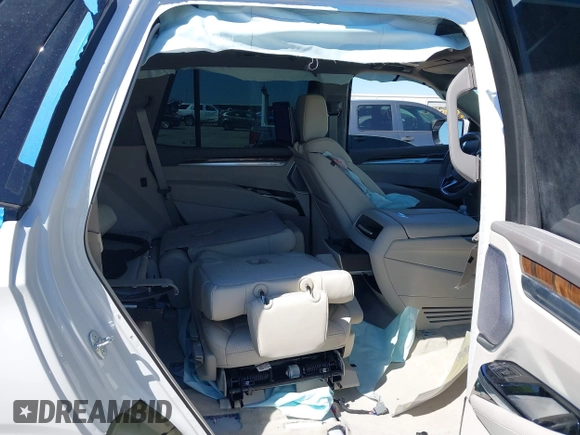 2025 Cadillac Escalade 4WD Sport Platinum with VIN 1GYS9GRL7SR114980, listed as a IAAI auction lot 41734072 with 1,780 mi miles and . Bid and sale history available at DreamBid. Image 8.