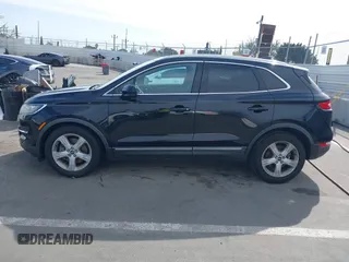 2017 Lincoln MKC Premiere with VIN 5LMCJ1C99HUL03978, listed as a IAAI auction lot 41602939 with 127,078 mi miles and . Bid and sale history available at DreamBid. Image 14.