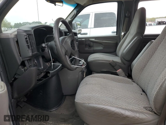2005 Chevrolet Express Passenger with VIN 1GAHG39U351116163, listed as a Copart auction lot 51605745 with 139,372 mi miles and Clean title. Bid and sale history available at DreamBid. Image 7.