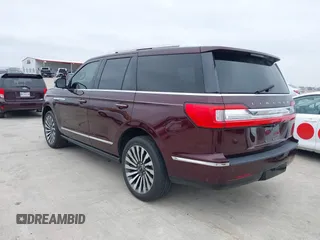 2021 Lincoln Navigator Reserve z VIN 5LMJJ2LT2MEL17430, wystawiony jako IAAI lot #41623672 z przebiegiem 21 706 mil mil oraz . Historia ofert i sprzedaży dostępna na DreamBid. Obrazek 3.