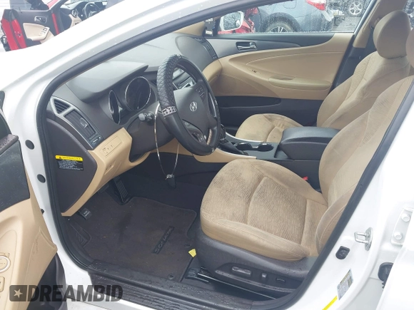 2012 Hyundai Sonata Hybrid with VIN KMHEC4A49CA032414, listed as a IAAI auction lot 42651301 with 136,603 mi miles and . Bid and sale history available at DreamBid. Image 5.