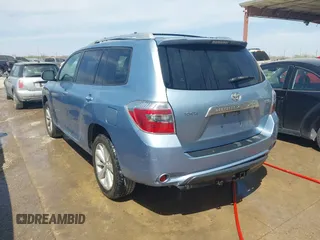 2009 Toyota Highlander Hybrid with VIN JTEEW41AX92033863, listed as a IAAI auction lot 41788531 with 215,787 mi miles. Bid and sale history available at carsss.com. Image 3.