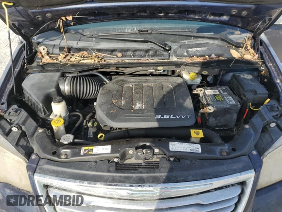 2013 Chrysler Town & Country Touring L with VIN 2C4RC1CG5DR560024, listed as a Copart auction lot 47665335 with Not Provided miles and Salvage Title. Bid and sale history available at DreamBid. Image 12.
