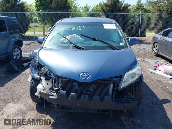 2015 Toyota Sienna XLE with VIN 5TDYK3DC0FS649998, listed as a IAAI auction lot 42531828 with 111,539 mi miles and . Bid and sale history available at DreamBid. Image 13.