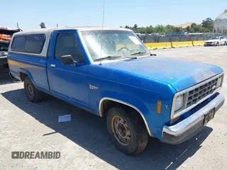 1986 Ford Ranger z VIN 1FTCR10T7GUC19303, wystawiony jako IAAI lot #42327408 z przebiegiem 77 353 mil mil oraz . Historia ofert i sprzedaży dostępna na DreamBid. Obrazek 1.