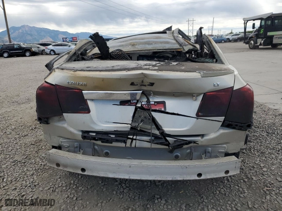 2014 Chevrolet Cruze 2LT with VIN 1G1PF5SB5E7223053, listed as a Copart auction lot 61099164 with 0 mi miles and Non Repairable. Bid and sale history available at carsss.com. Image 6.
