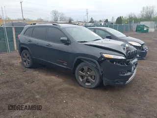 2016 Jeep Cherokee Latitude with VIN 1C4PJMCB6GW301105, listed as a IAAI auction lot 42045795 with 105,758 mi miles and . Bid and sale history available at carsss.com. Image 1.