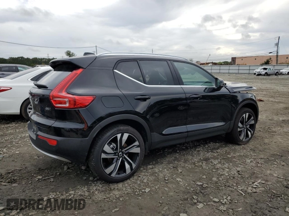 2024 Volvo XC40 с VIN YV4L12UF0R2313942, выставлен на аукционе Copart как лот 73662794 с пробегом Не указан миль и Списание • Salvage title. История ставок и продаж доступна на DreamBid. Изображение 3.
