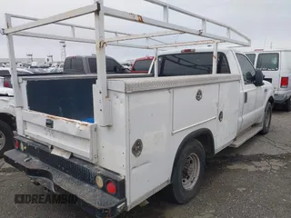 2002 Ford Super Duty F-250 XL with VIN 1FTNF20LX2EB69376, listed as a IAAI auction lot 38393894 with 1 mi miles. Bid and sale history available at carsss.com. Image 4.