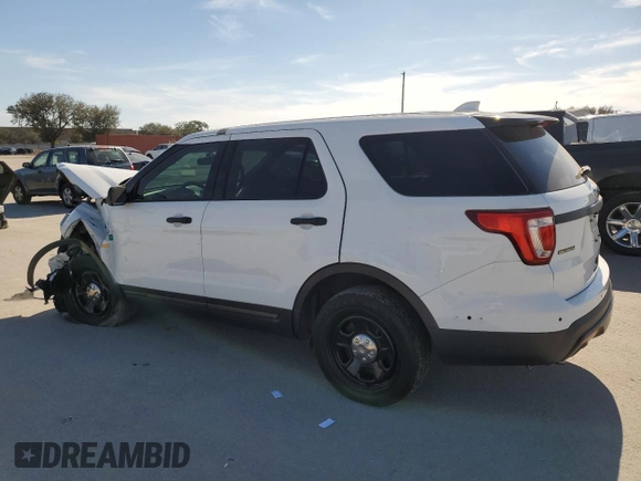 2016 Ford Utility Police Interceptor with VIN 1FM5K8AR0GGA46825, listed as a Copart auction lot 80715134 with 0 mi miles and Non Repairable. Bid and sale history available at carsss.com. Image 2.