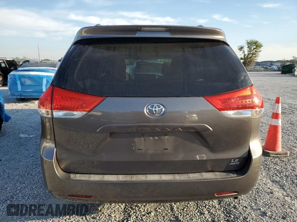 2011 Toyota Sienna LE with VIN 5TDJK3DC8BS005712, listed as a Copart auction lot 50637855 with 89,704 mi miles and Salvage Title. Bid and sale history available at carsss.com. Image 6.