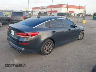 2020 Kia Optima LX with VIN 5XXGT4L30LG423750, listed as a IAAI auction lot 40321560 with 81,957 mi miles. Bid and sale history available at carsss.com. Image 4.