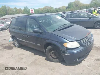 2007 Dodge Caravan SE with VIN 1D4GP25R57B171700, listed as a IAAI auction lot 42240707 with Not provided miles and . Bid and sale history available at DreamBid. Image 1.