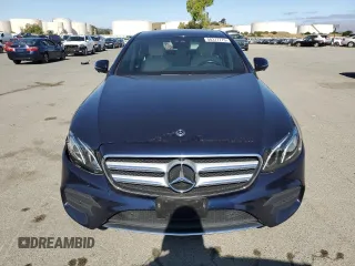 2019 Mercedes-Benz E 300 with VIN WDDZF4JBXKA596623, listed as a Copart auction lot 58377775 with 44,951 mi miles and Salvage title. Bid and sale history available at DreamBid. Image 5.