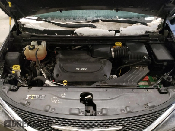 2017 Chrysler Pacifica Touring with VIN 2C4RC1DG0HR522706, listed as a Copart auction lot 45106645 with 144,351 mi miles and Salvage Title. Bid and sale history available at DreamBid. Image 12.